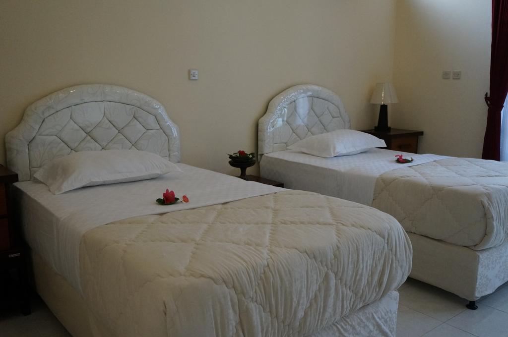 Hotel Angsoka Temukus Habitación foto