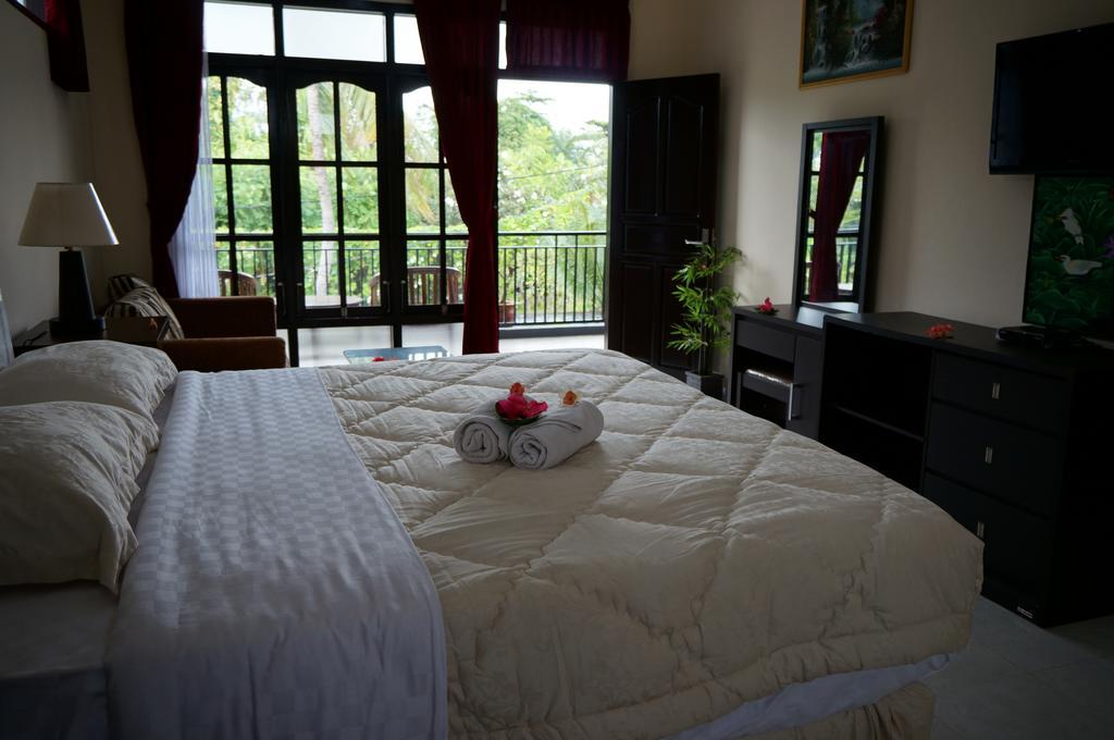 Hotel Angsoka Temukus Habitación foto